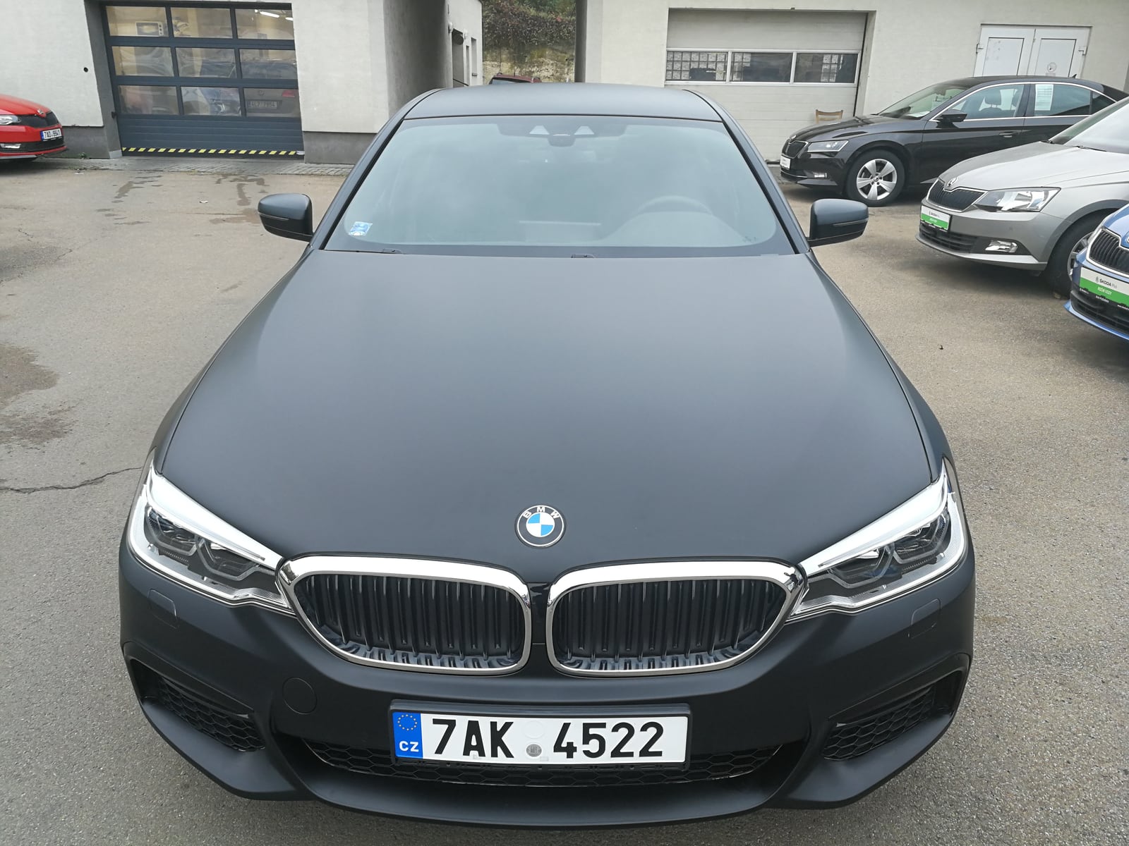 BMW, celopolep matná černá (1)